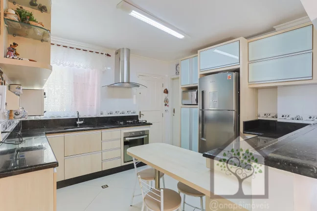Imagem Casa com 4 quartos à venda na Trindade