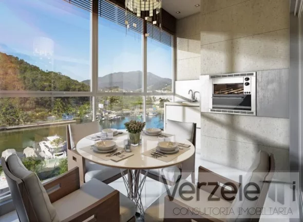 Imagem Apartamento 4 ou + dormitórios para Venda em Balneário Camboriú / SC no bairro Centro
