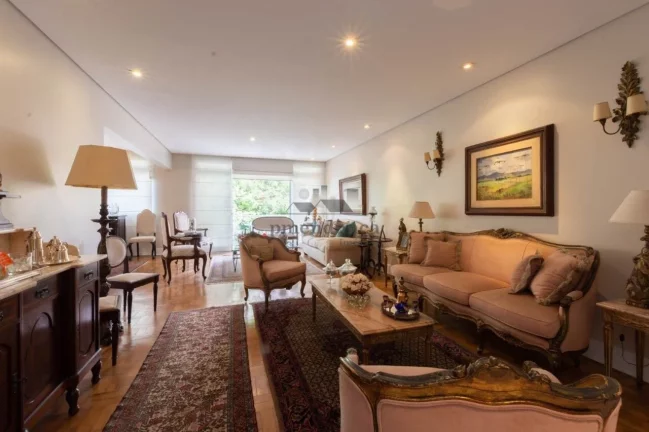 Imagem Apartamento na Rua Maranhão com 04 quartos e 2 vagas, 220m²