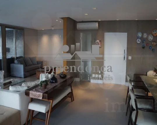 Imagem Apartamento de Alto Padrão, com espaçosa varanda gourmet na Vila Madalena.