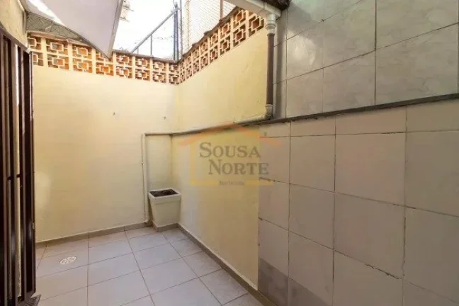 Imagem Sobrado com 130 m², 2 dormitórios, 2 banheiros, sala ampla para 2 ambientes, cozinha planejada, en...