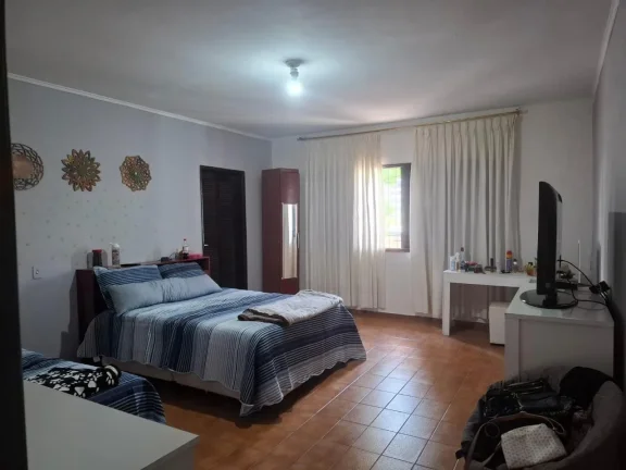 Imagem Casa para Venda em Santo André, Campestre, 5 dormitórios, 2 suítes, 3 banheiros, 4 vagas