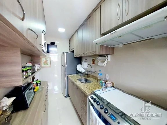 Imagem Apartamento à venda, 56 m² por R$ 315.000,00 - Ermitage - Teresópolis/RJ