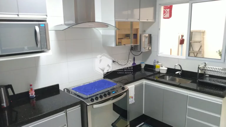 Imagem Sobrado à venda, com 83m² 2 suítes e 2 vagas, impecável semi novo com piso em porcelanato e sol da manhã - Vila Celeste, São Paulo, SP