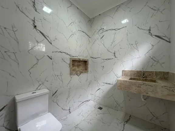 Imagem Linda Casa à Venda Projeto Funcional e Amplo!