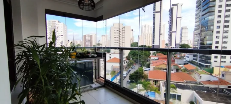 Imagem Apartamento 69M², 2Q, 1 Suíte, 2 Banheiros, Cozinha e Sala Integradas, Varanda, Face Norte, Academia, Piscina, Churrasqueira, Salão de Festas e Jogos.