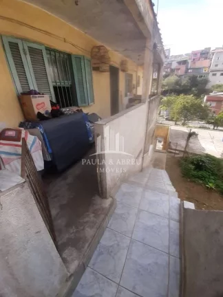 Imagem São 2 Casas no Terreno, 2 Dormitórios, 3 Vagas, 167m², 10mts de Frente no Jardim Santa Lídia, Mauá-SP