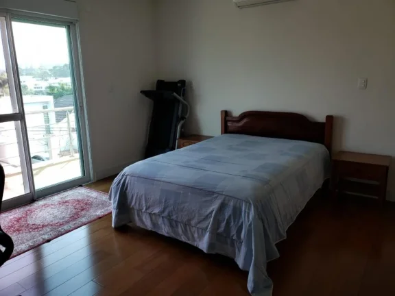 Imagem Casa no Res. Melville - 400m²