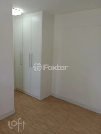 Imagem Apartamento 75M², 2Q, 1 Suíte, 2 Banheiros, 1 Vaga, Varanda, Piscina, Salão de Festas e Jogos, Piscina Aquecida, Churrasqueira, Gerador, Playground.