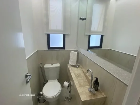 Imagem Descubra o seu novo lar em um amplo apartamento localizado no coração do Santo Antônio. O apartam...