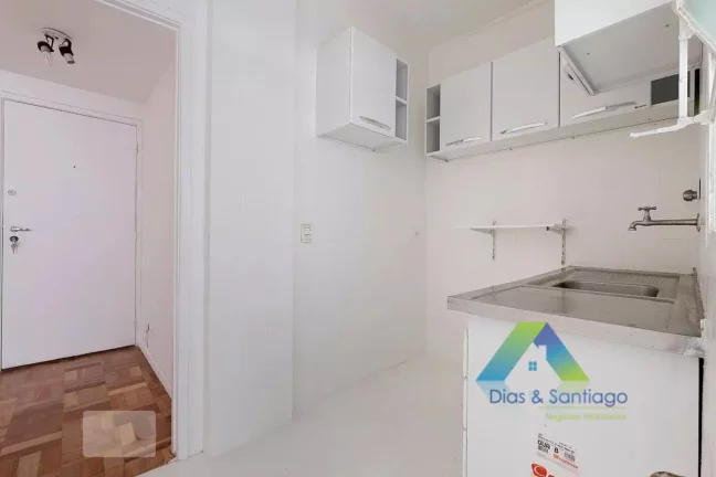 Imagem Amplo apartamento com 80m² em localização privilegia no Bairro Cerqueira Cesar a 1km da Estação Metrô Consolação.