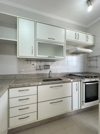 Imagem Casa muito bem distribuída em condomínio fechado, situada em uma das regiões mais valorizadas de ...