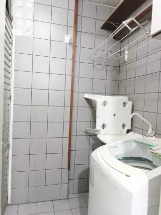 Imagem Apartamento de 2 dormitórios sendo 1 suíte e 1 vaga de garagem no Centro de Balneário Camboriú