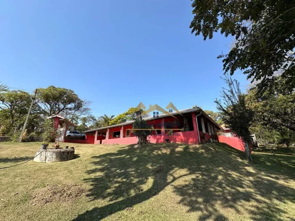 Imagem Chácara com 3 dormitórios à venda, 4000 m² por R$ 750.000,00 - Bairro Congonhal - Tatuí/SP