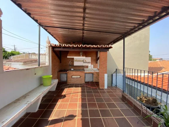 Imagem Casa à venda, com 3 quartos, 195m2