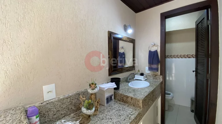 Imagem Casa duplex em condomínio - Pero - Cabo Frio - RJ