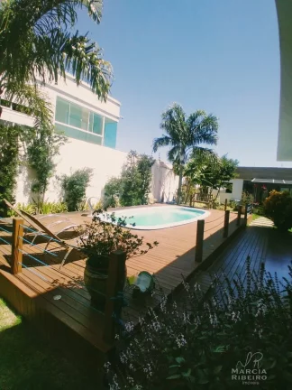 Imagem Casa Aconchegante com 3 dormitórios, sendo 2 suítes