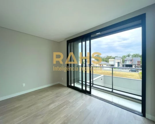 Imagem Excelente sobrado geminado localizado no bairro Jardim Sofia, bem próximo ao Shopping Garten. Conta...