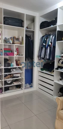 Imagem Sobrado, 196 m², 4 quartos, 2 suites, com 04 vagas no Bairro Anchieta, São Bernardo do Campo, SP.