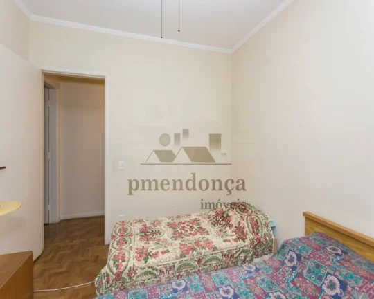 Imagem Apartamento em ótima localização, piso de madeira. Living para 2 ambientes, lavabo, 3 dormitório...