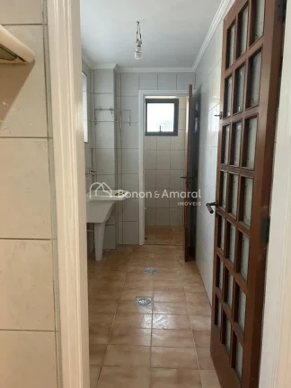 Imagem Este espaçoso apartamento de 100 m² está localizado em uma das regiões mais tradicionais de Camp...