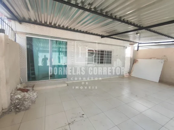 Imagem CASA COM 4 QUARTOS 1 SUÍTE, GARAGEM PARA 2 CARROS, QUINTAL E ÁREA DE SERVIÇO