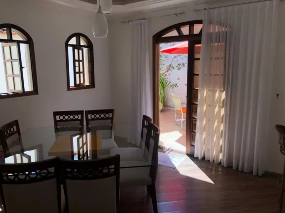 Imagem Sobrado com 3 dormitórios à venda, 350 m² por R$ 800.000,00 - Jardim Modelo - Suzano/SP