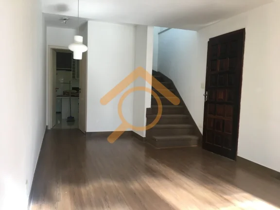 Imagem Casa à venda em São Paulo-SP, Jardim Consórcio: 3 quartos, 2 salas, 2 banheiros, 2 vagas, 124m². Imperdível!