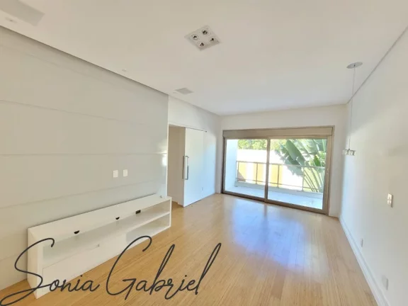Imagem Casa de luxo no Condomínio Alpes de Vinhedo: 4 quartos, 4 suítes, 3 salas, 6 banheiros, 10 vagas, 566,90m². Venha conhecer! Imagem Casa de luxo no Condomínio Alpes de Vinhedo: 4 quartos, 4 suítes, 3 salas, 6 banheiros, 10 vagas, 566,90m². Venha conhecer!