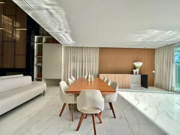 Imagem Casa em Condominio 4 Dormitórios - Bairro --