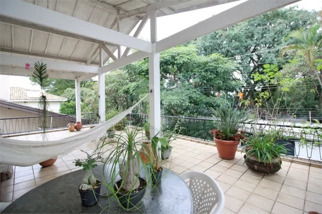 Imagem Sobrado à venda com 3 quartos, sendo 1 suíte, em City Butantã, São Paulo - SP