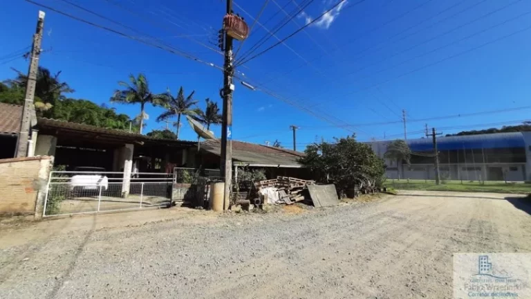 Imagem Casa - Padrão, para Venda area comercial e Residencial