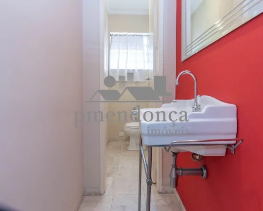 Imagem Apartamento em Higienópolis com 3 quartos (1 suíte) e 1 vaga, 260m²