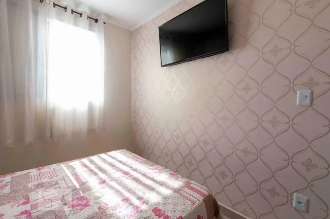 Imagem Lindo Apartamento Andar Alto de 2 dormitórios e 1 vaga de garagem na Vila Carmosina (Itaquera)