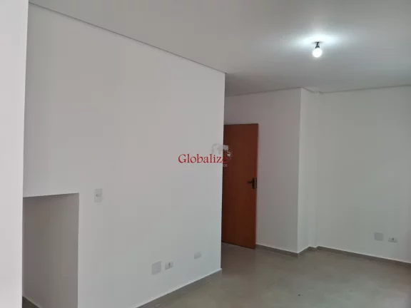 Imagem Sobrado a venda no bairro da Aparecida em Santos com 2 suítes, uma vaga na garagem e quintal em L a venda por R$ 790.000,00