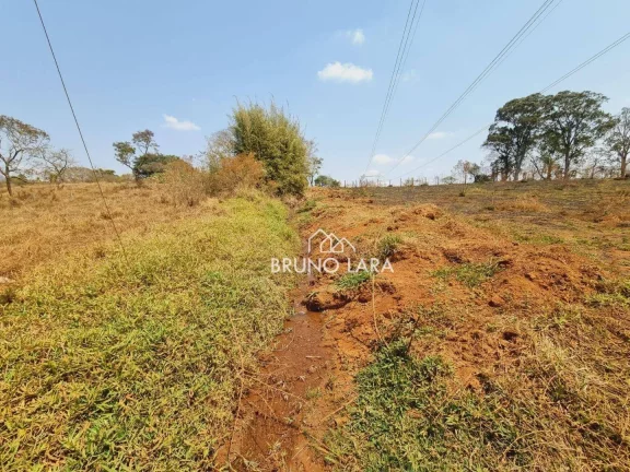 Imagem Terreno á venda em Mateus Leme, MG na Varginha.