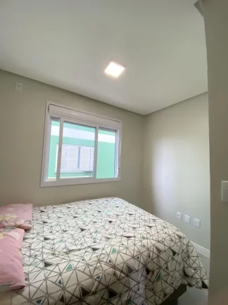 Imagem Triplex à venda, com 3 quartos, 130m²