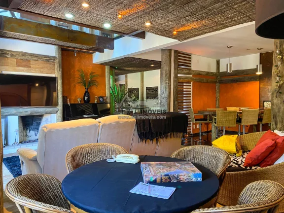 Imagem Apartamento à venda em Campos do Jordão - Luxuosa cobertura com 4 suítes