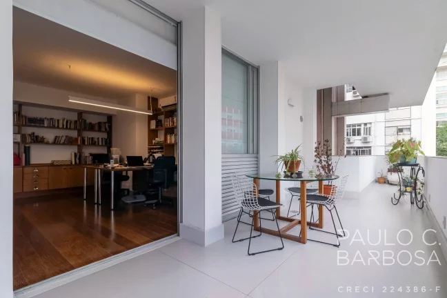 Imagem Higienópolis Venda - 3 Dormitórios (2 Suítes) - 2 Vagas - Mobiliado - 270m²
