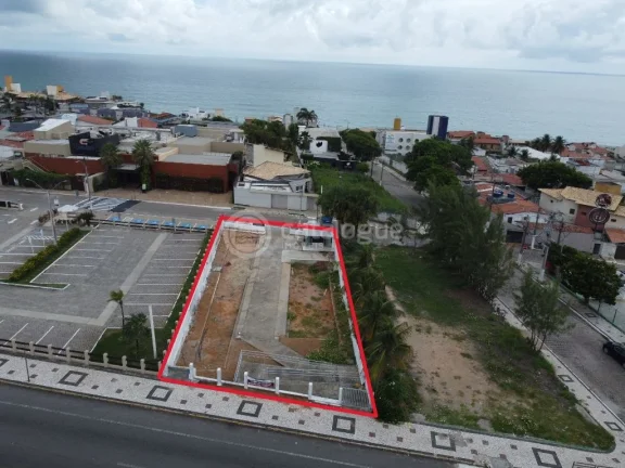 Imagem Terreno comercial à venda ou locação em Ponta Negra - 585m² de visibilidade e localização estratégica - a Av. Eng. Roberto Freire.