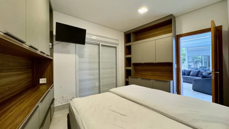 Imagem Casa com 6 dormitórios à venda, 463 m por R$ 6.950.000,00 - Riviera