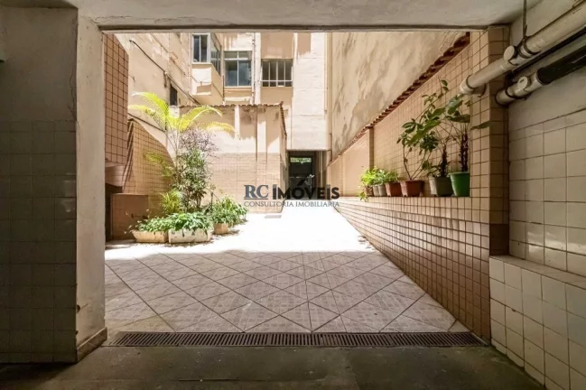 Imagem Apartamento a Venda no bairro Copacabana - Rio de Janeiro, RJ
