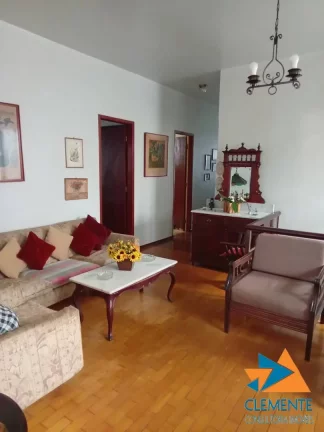 Imagem Casa com 6 quartos no Sion próximo da praça Nova York