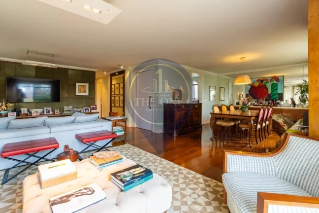 Imagem Apartamento de luxo na Vila Uberabinha, São Paulo-SP, com 3 quartos, 3 suítes e 171m² de área.