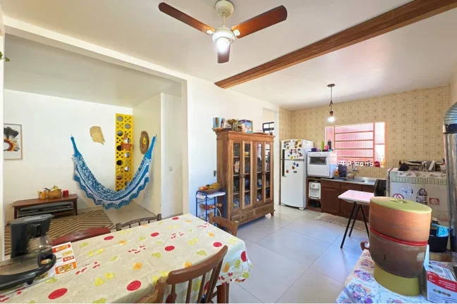Imagem Casa para venda no bairro Vila Nova em Porto Alegre