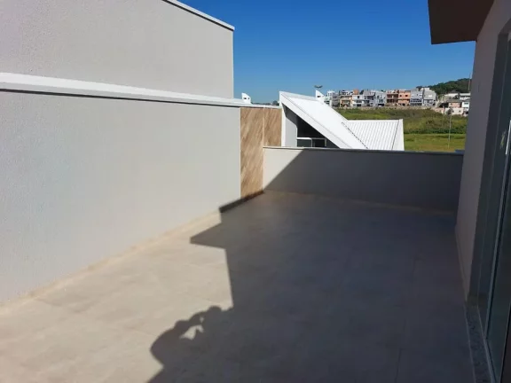 Imagem Sobrado à Venda no Villa Serena | 3 Quartos | Campo Comprido
