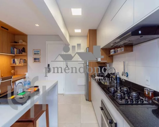 Imagem Apartamento à venda na Rua Cristiano Viana com 1 suite e 1 vaga + depósito, 73m2.