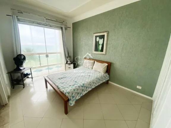 Imagem Apartamento frente mar com vaga nas Pitangueiras: 1 quarto, 2 salas, 1 banheiro, garagem, 70m²!