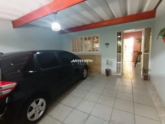 Imagem Casa com 2 vagas de carro e moto,perto estrada de Itapecerica,Vila das Belezas.