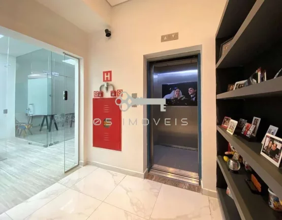 Imagem Moderno PRÉDIO COMERCIAL com localização ESPETACULAR, Km 23 da R.Tavares